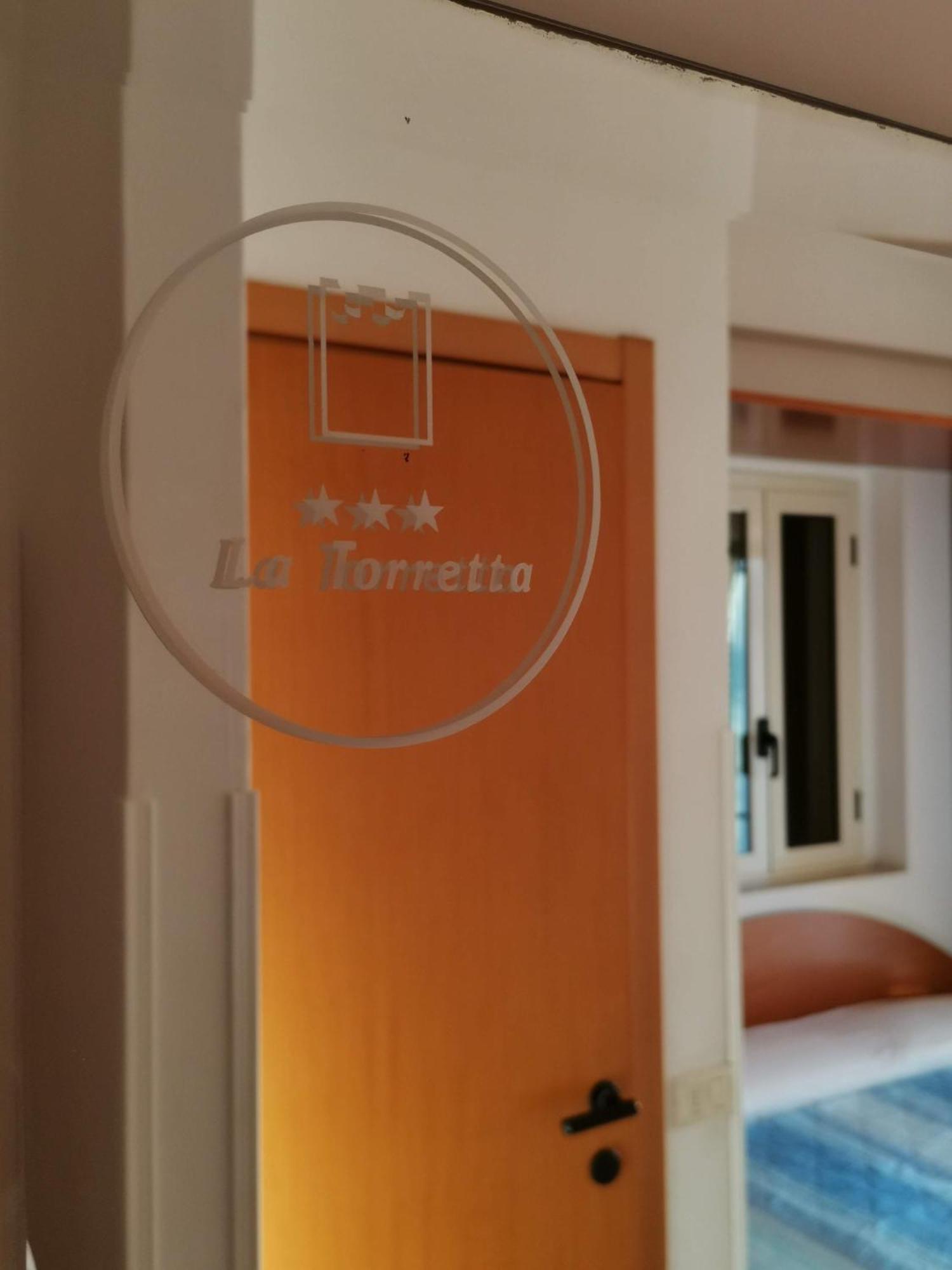 Pensione La Torretta Пескичи Экстерьер фото